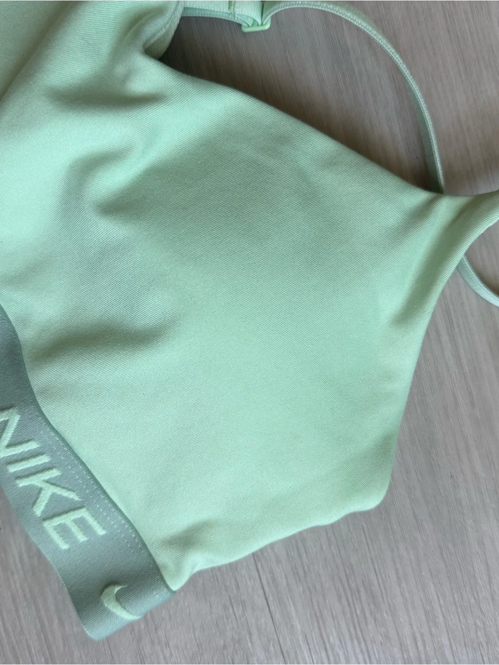 Nike Womens Mint Green Seamless Sports Bra